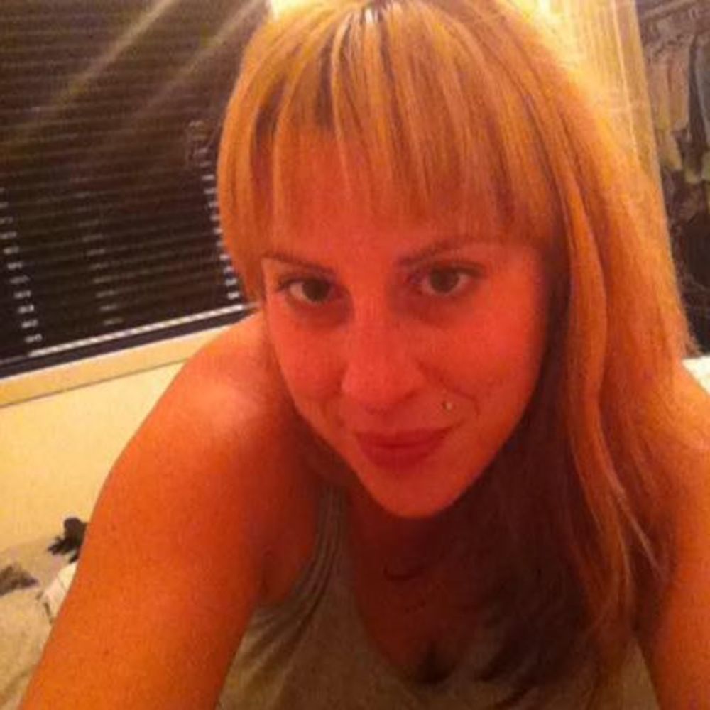 Meet your Posher, Eva